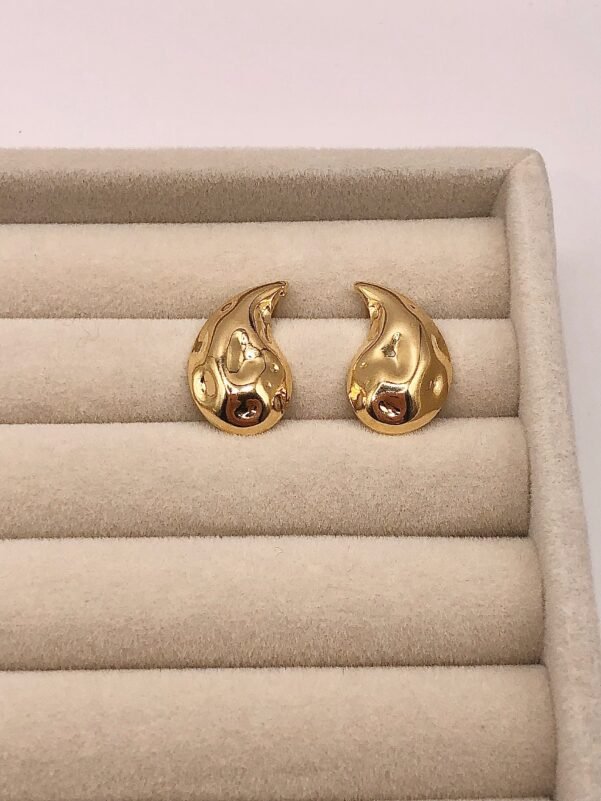 BRINCO GOTA AMASSADO P DOURADO
