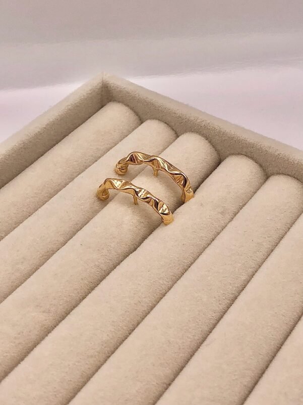 BRINCO EAR HOOK DOURADO